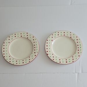 Oneida Holiday Tidings Set Of 2 Red Green Dots Rim Cream Plates